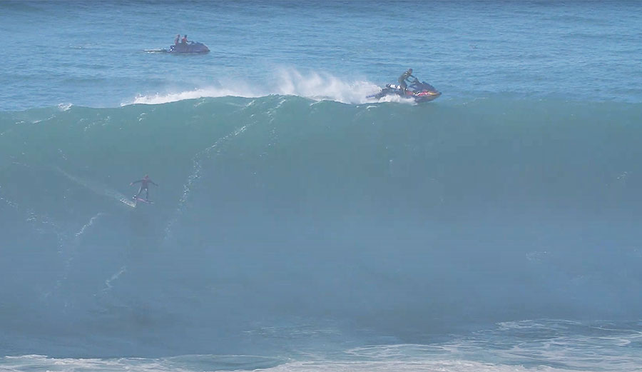 Kai Lenny foil surfing Nazaré