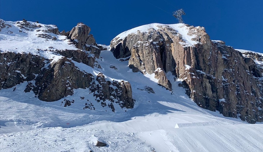 Corbet's Couloir at low tide