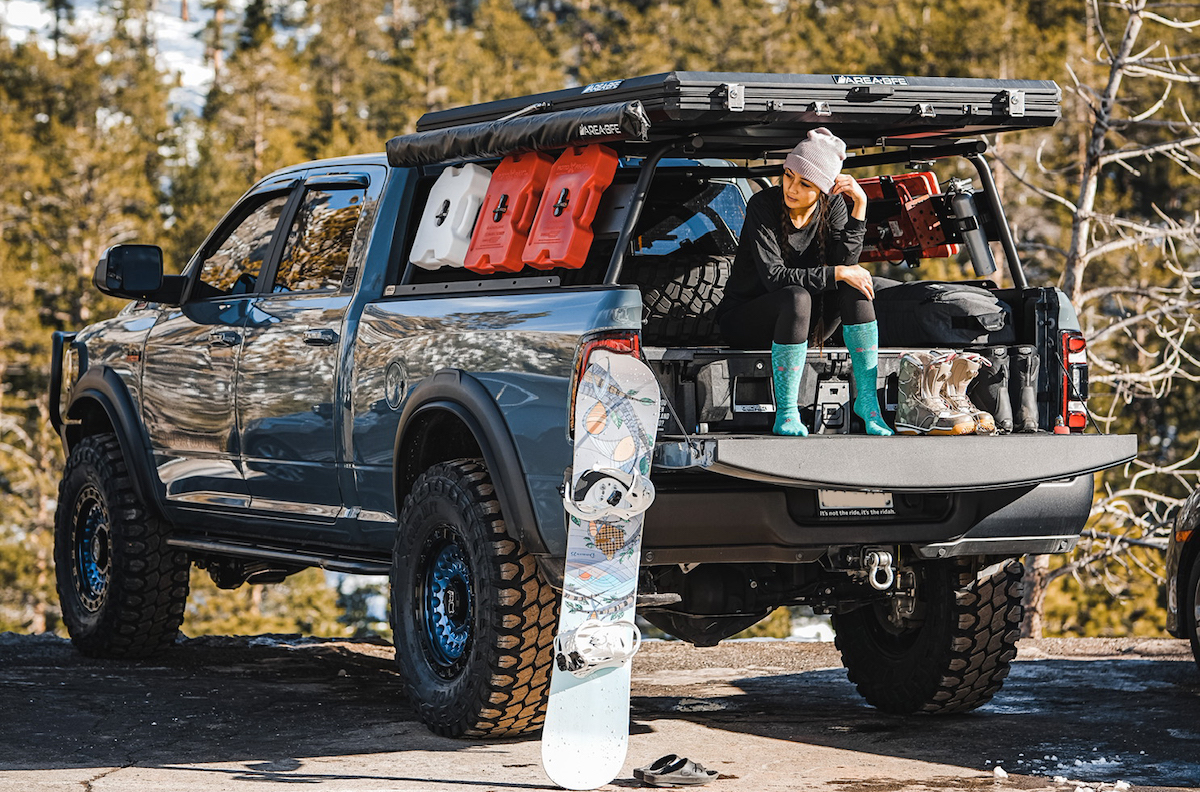 DECKED roof tent