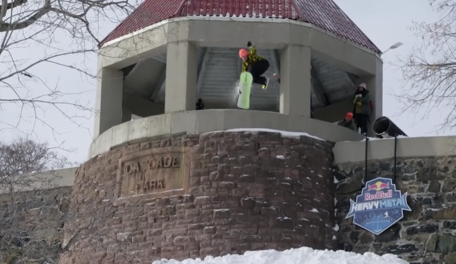 Duluth Heavy Metal Snowboarding