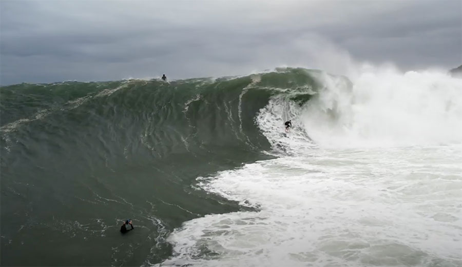 Deadman's surfing in Australia