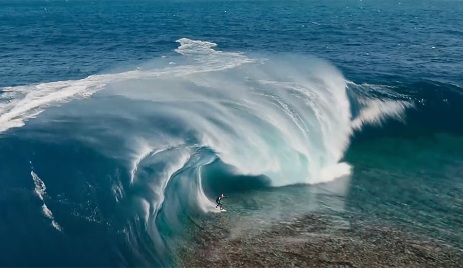 Kerby Brown surfing slab wave