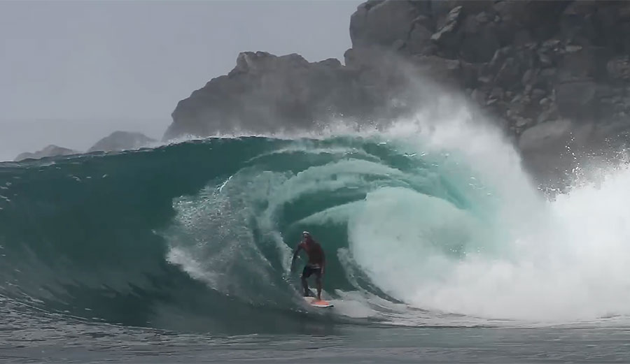 Eli Olson surfing Salina Cruz