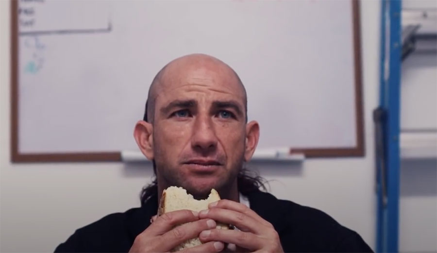 Zoltan Torkos surfing magician