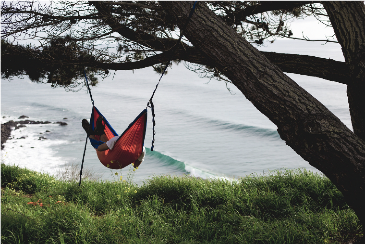 Hammock above waves