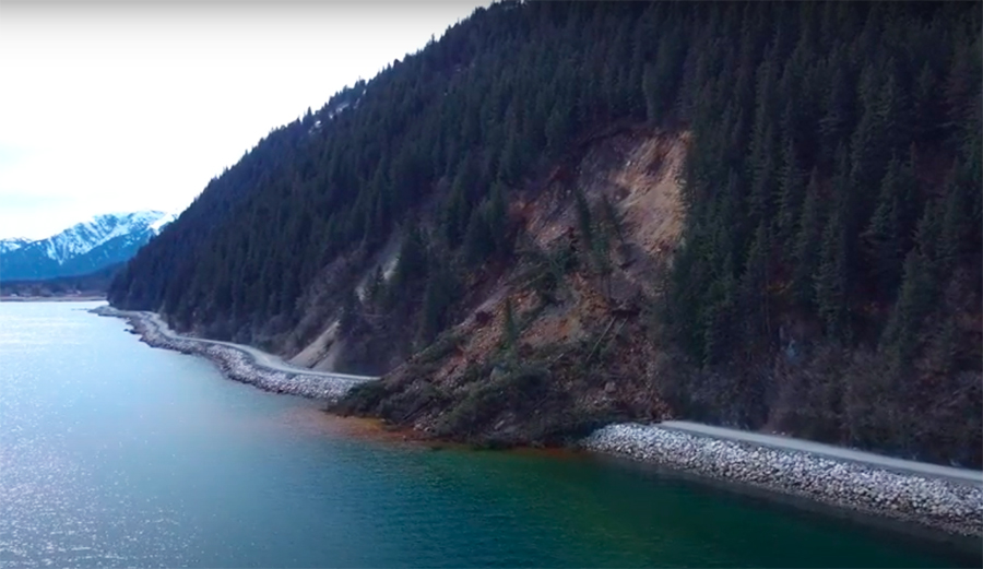This Massive Landslide Was Caught on Film Near Seward, Alaska
