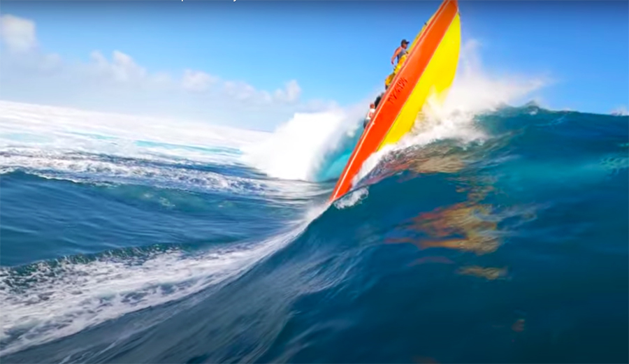This Is The Worst Possible Thing That Could Happen to You in a Boat at Teahupo'o