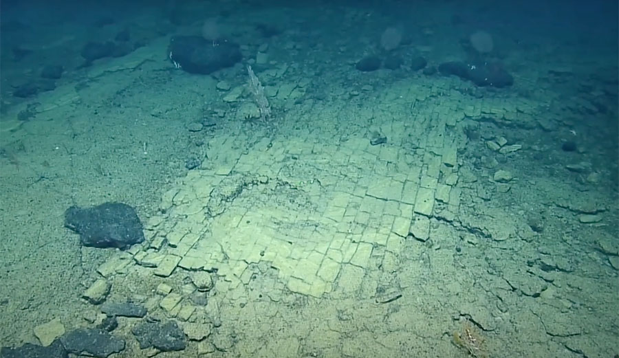 yellow brick road to atlantis
