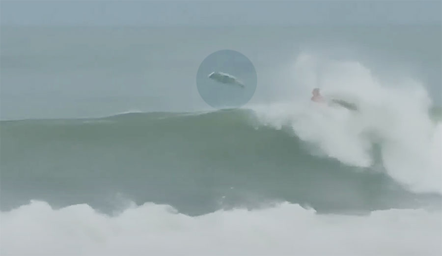 Jack Robinson surfing in El Salvador
