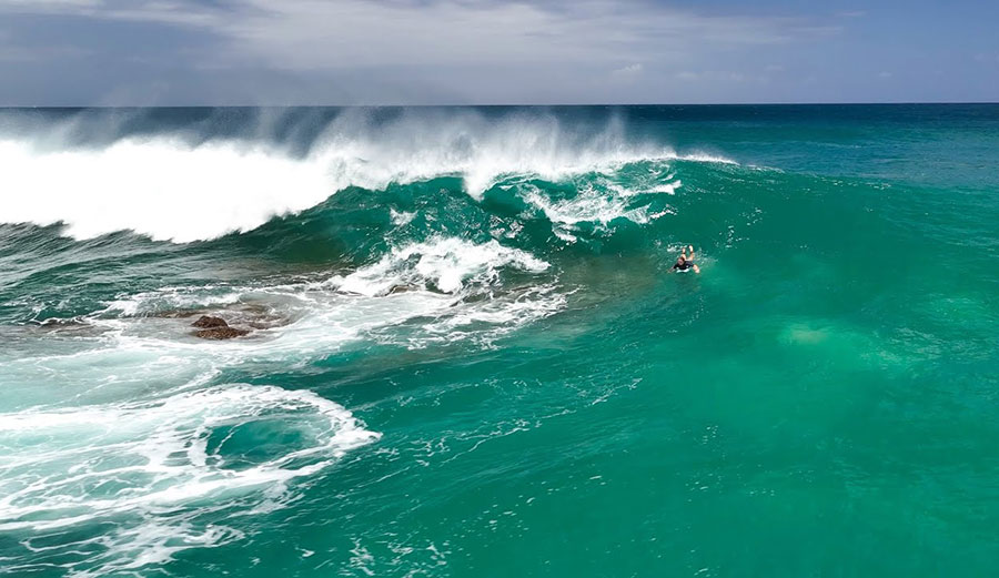 jamie o'brien surfing in Hawaii