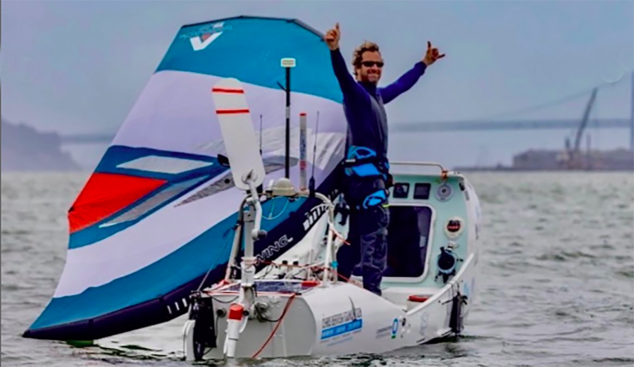 Chris Bertish Completes 2,550-Mile California-to-Hawaii Crossing Using Only a Wing