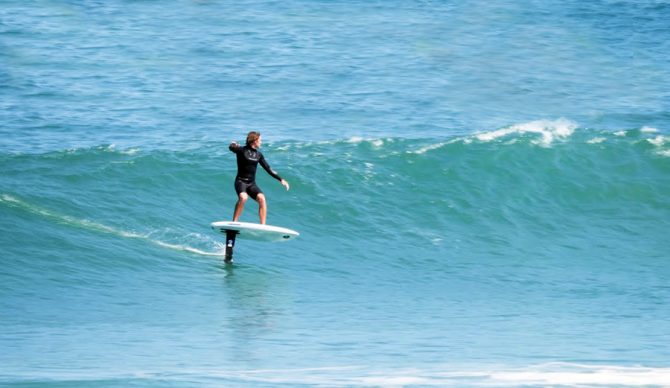 If you're going to foil surf, please stay well away from me