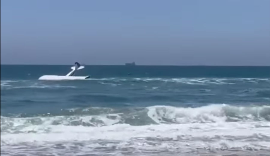 banner plane crash Huntington Beach