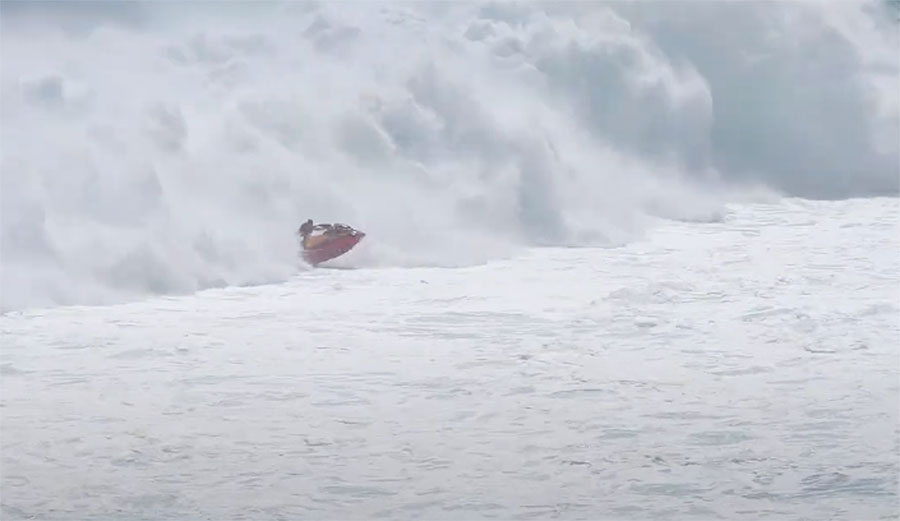 Uluwatu jet ski rescue