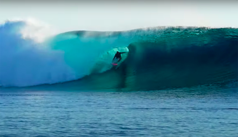 Jamie O'Brien and Cloudbreak are Still a Wonderful Combination