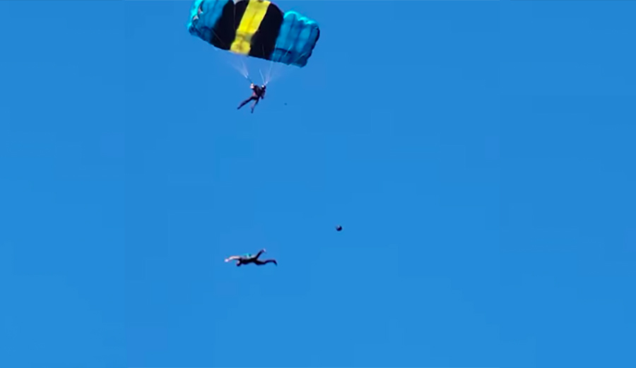Watch These BASE Jumpers Barely Avoid a Deadly Disaster Over the New River Gorge