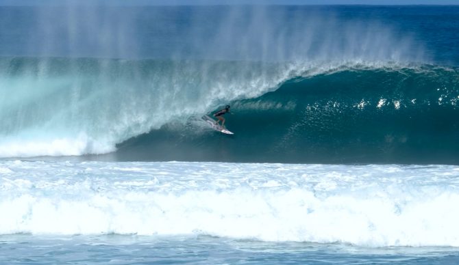 Pipeline surf