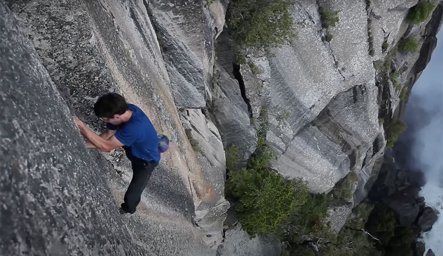 Alex Honnold climbs The Phoenix in Yosemite