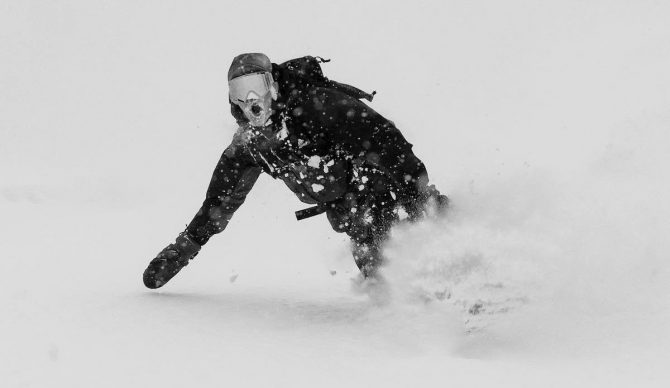Winter storm to dump snow in Sierra Nevadas