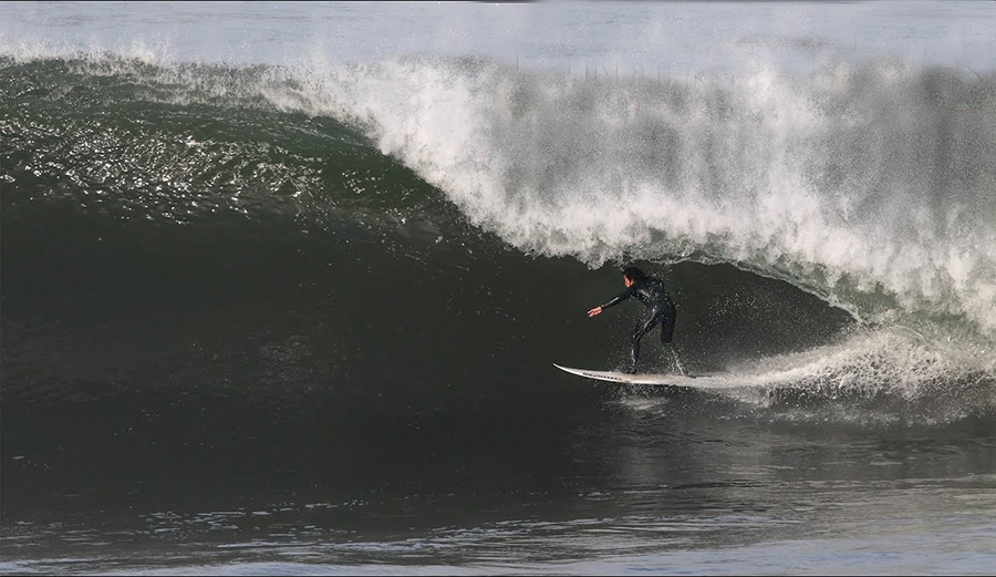 Los Angeles Surfers Were Treated to Barrels for the New Year