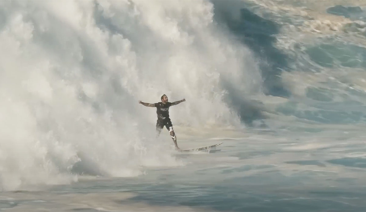 Waimea Bay surfing with Billy Kemper