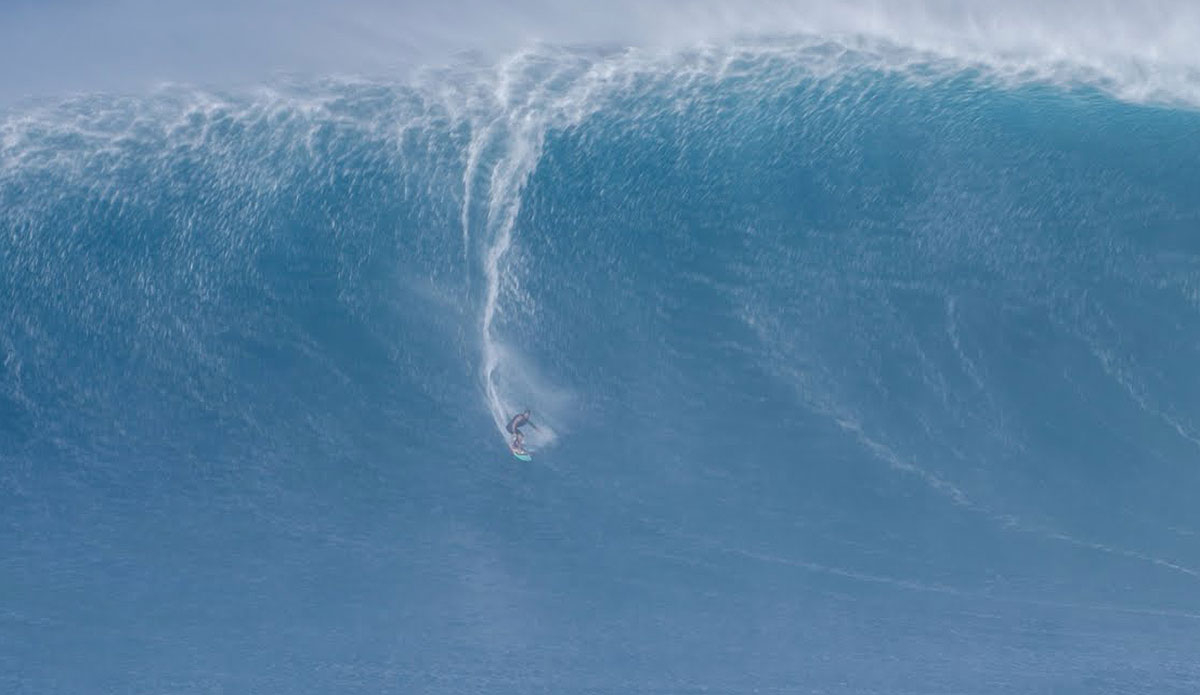 Eddie Aikau swell at Jaws