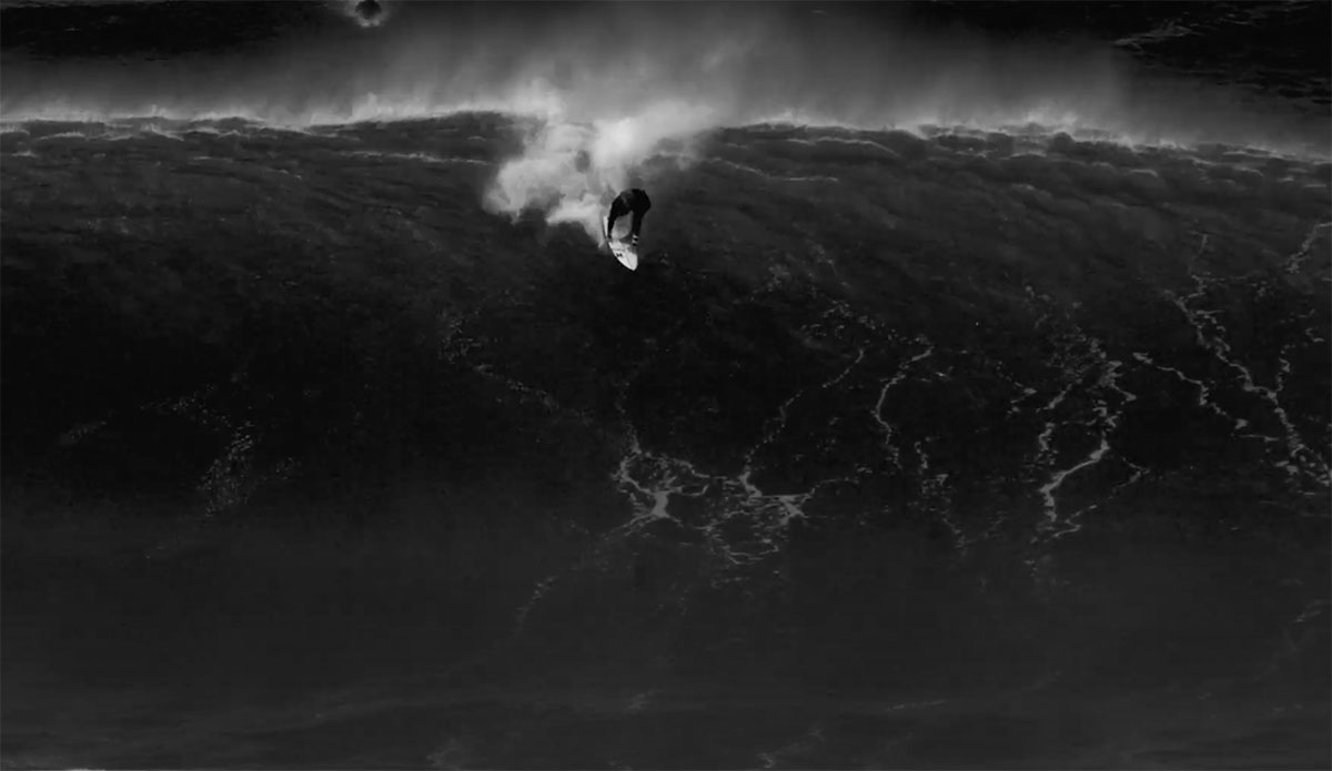 John John florence surfing pipelin