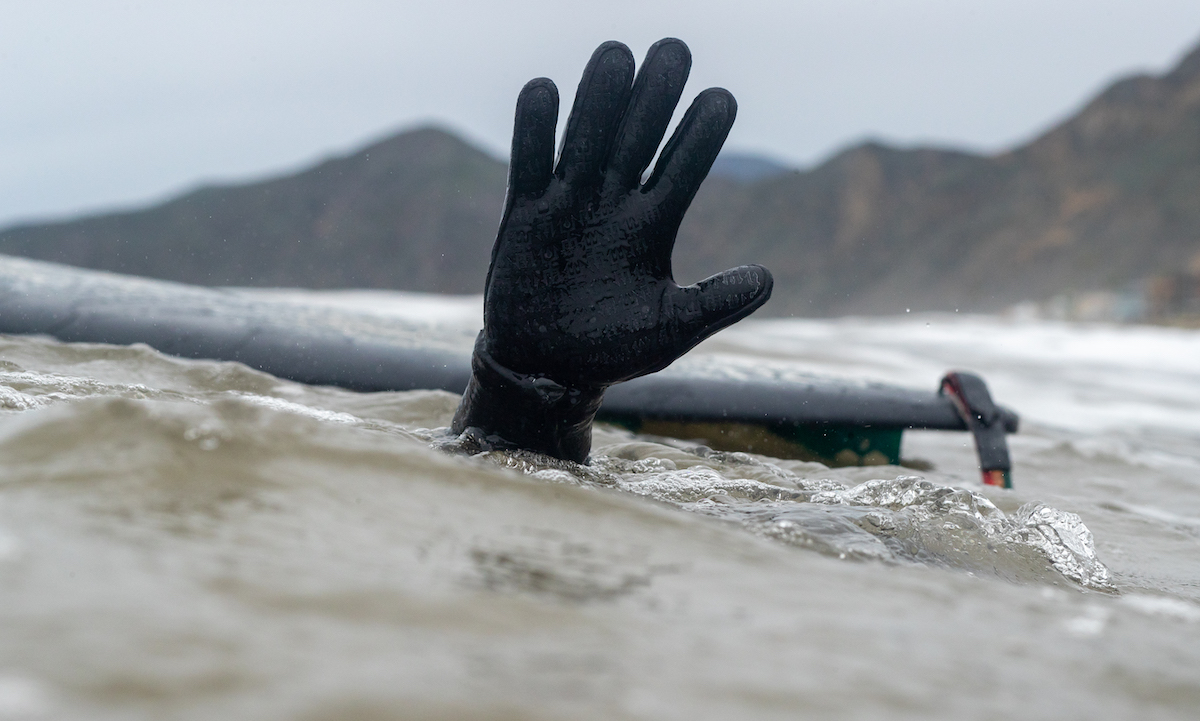 Honorable mentions surf gloves