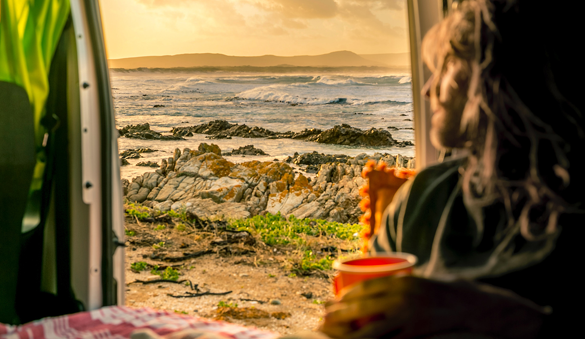 Who’s More Hardcore: Ski or Surf Bums?