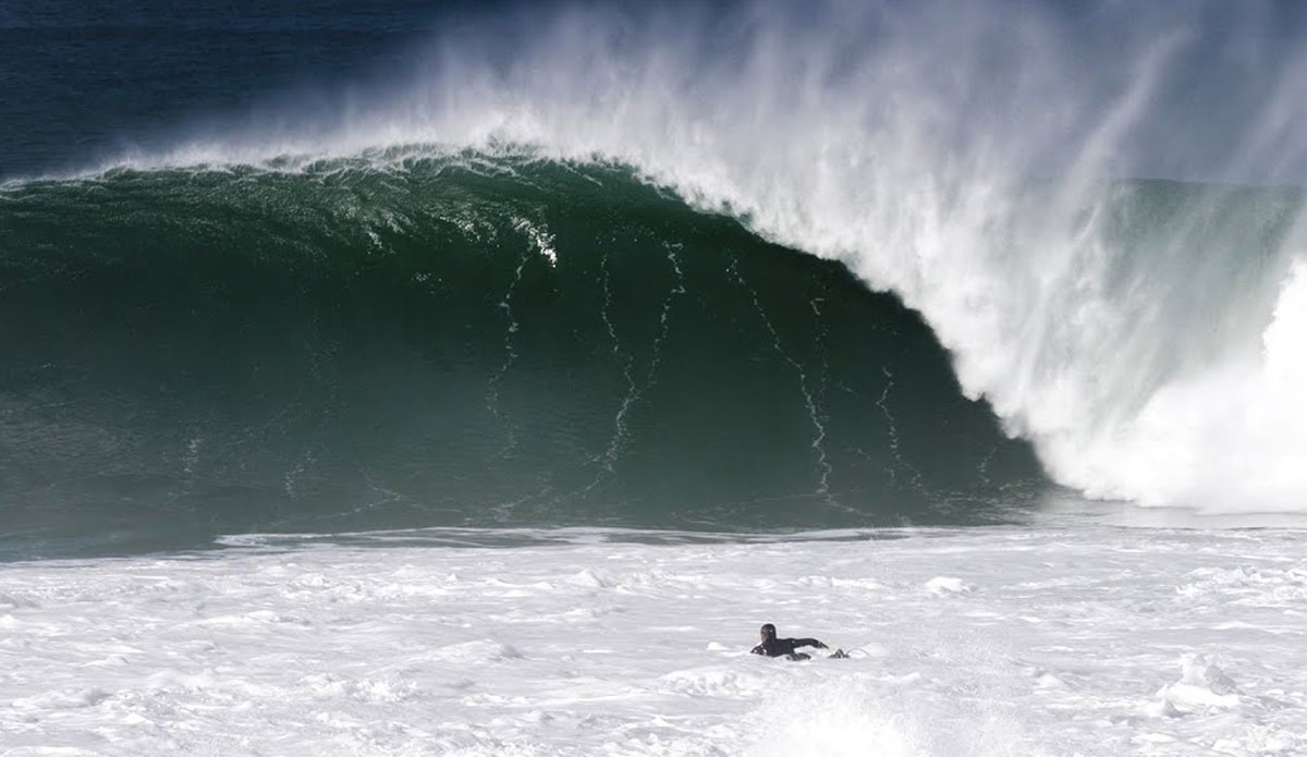 surfing Coxos portugal