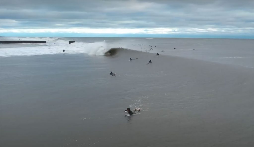 hurricane Ian surf in the OBX