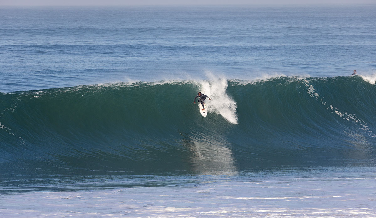 Jéjé Vidal surfing Supertubos
