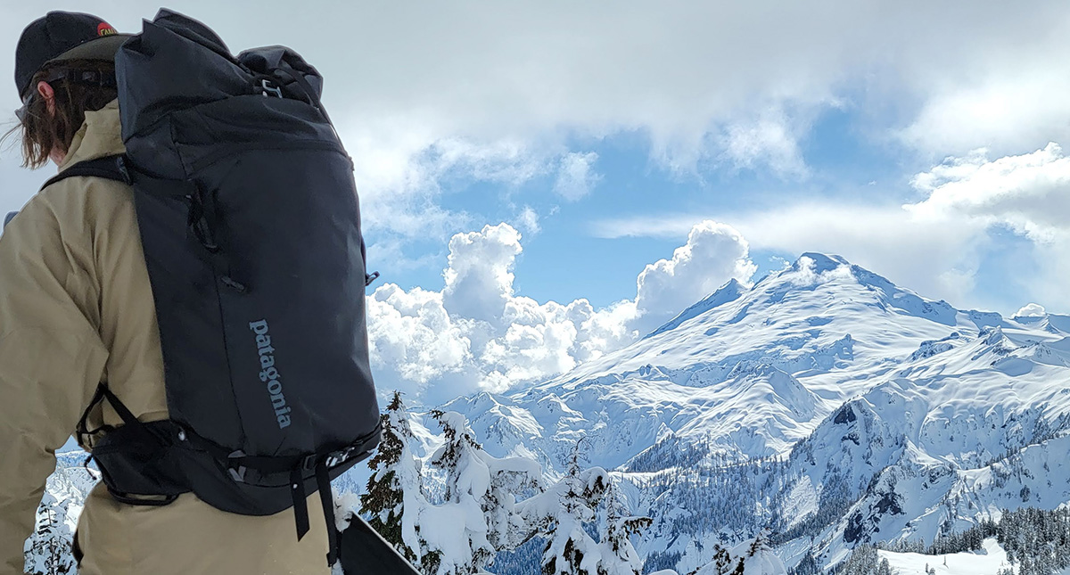 hiking at mount baker with the Patagonia Descenscionist 40L backpack