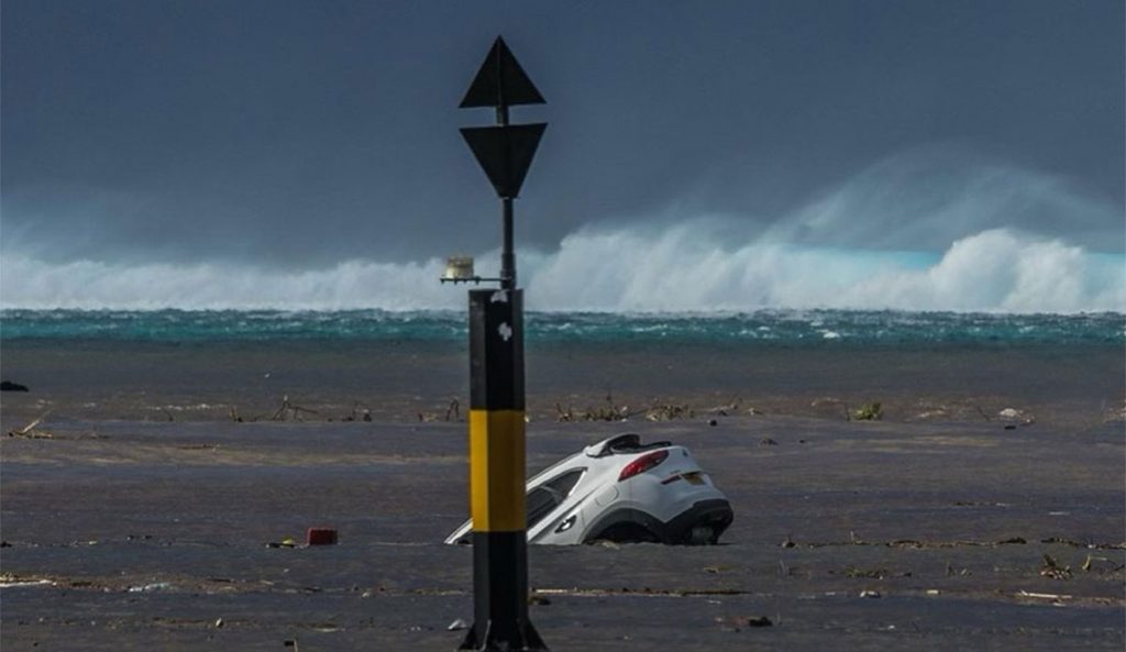 Teahupoo flash flooding