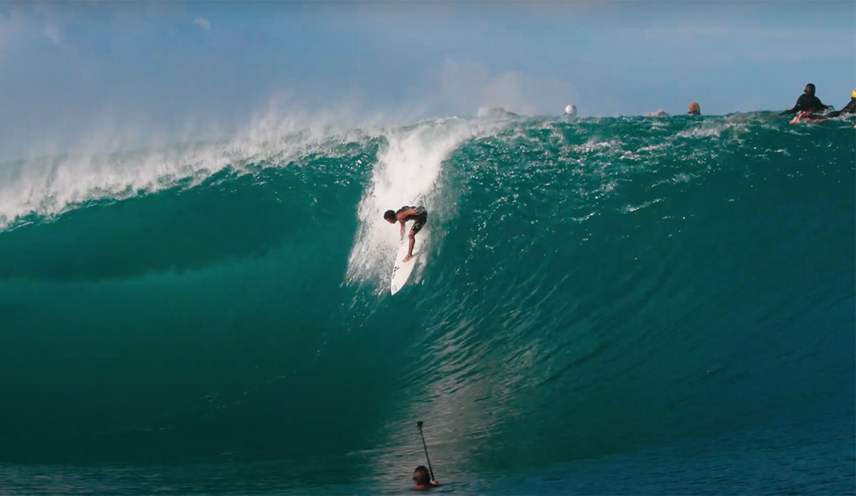 Teahupo'o surfing