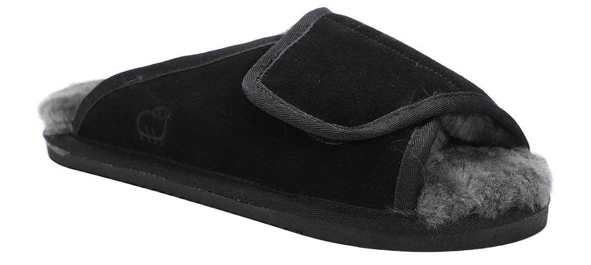 A product shot of the Lamo APMA slide wrap for our review of the best camp slippers.