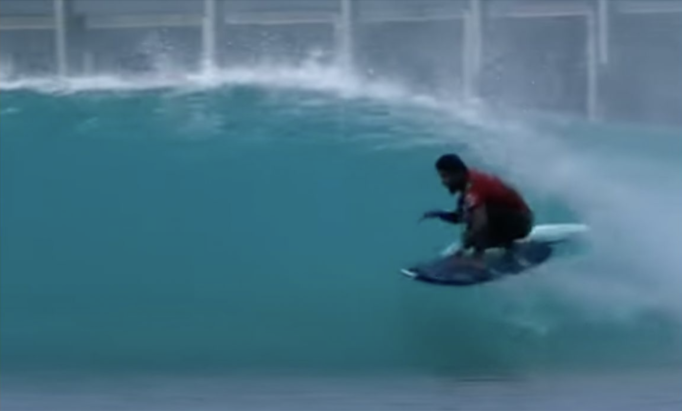 Filipe Toledo surfing