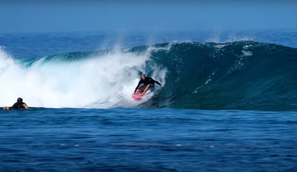 Jamie O'Brien returns to a perfect Tahitian break.