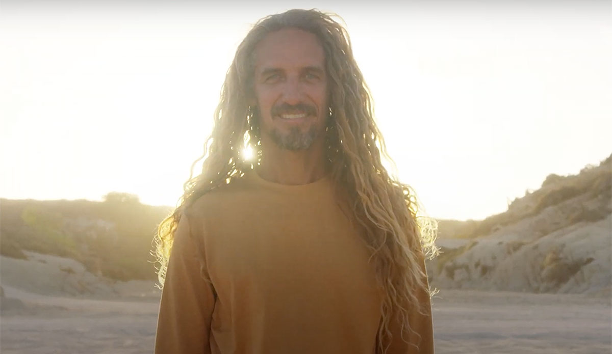 Rob Machado, looking exactly how you would expect the ambassador of good vibes to look.