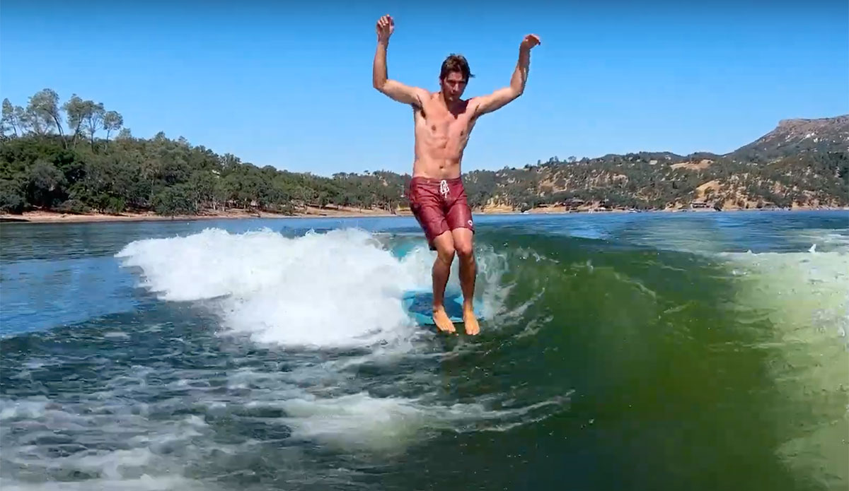 Tommy Witt wakesurfing