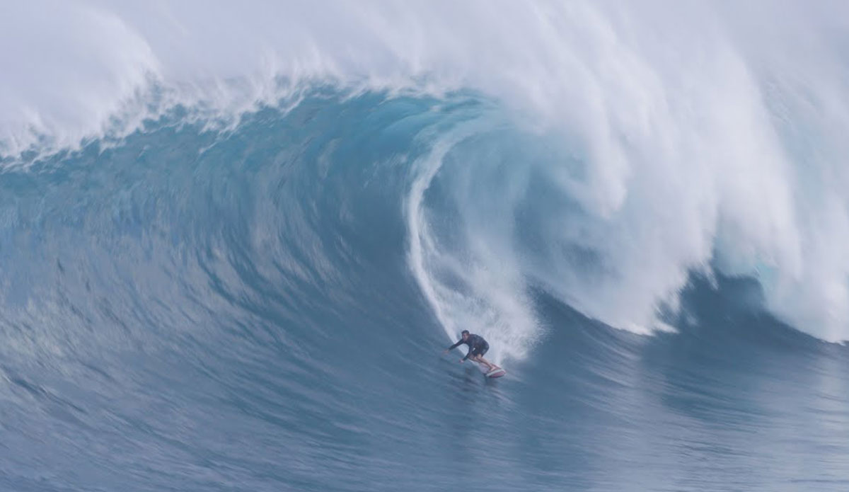 Jaws surfing