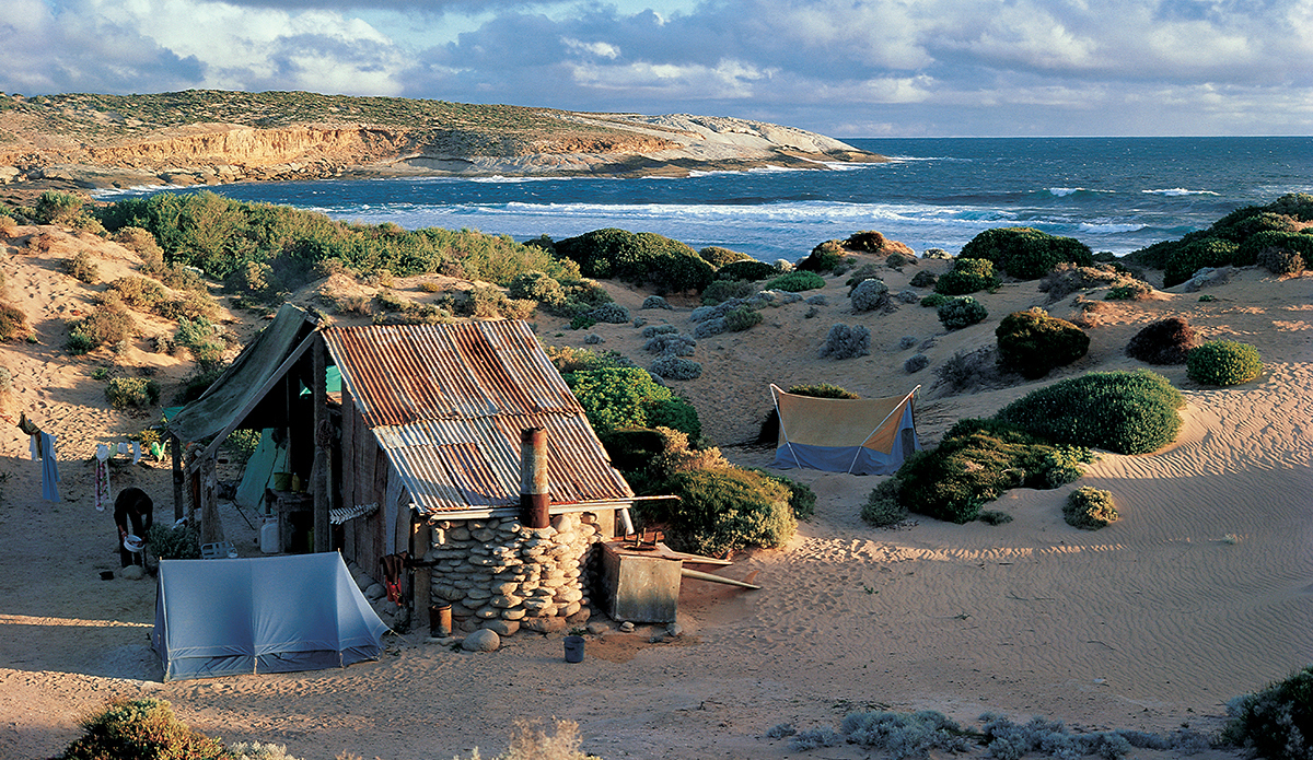 An Auction of Photographer John Witzig’s Work Is a Study in Australian Surf History