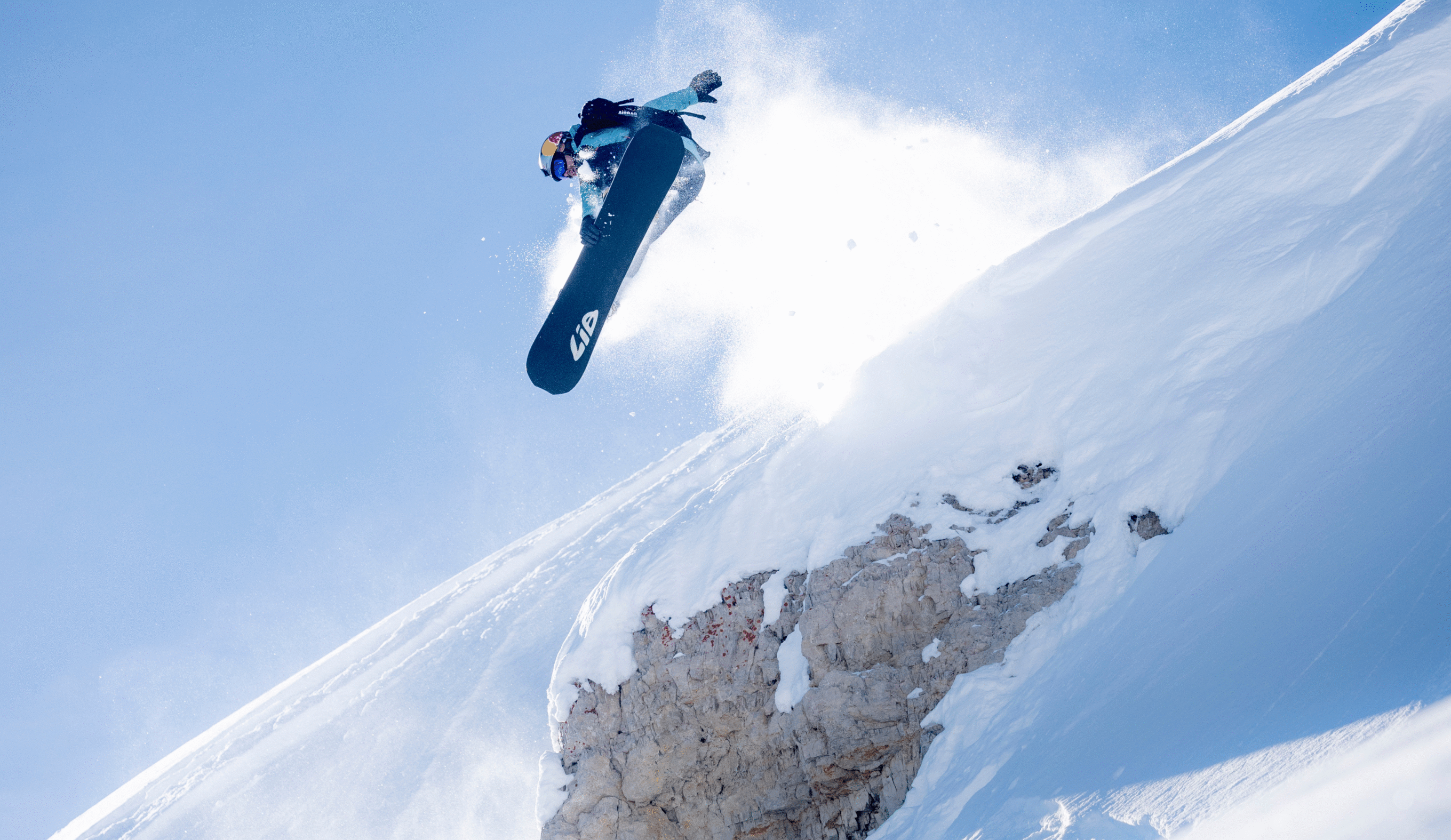 Travis Rice VS. Red Gerard Duel, 2023. Photo: Natural Selection / Aaron Blat