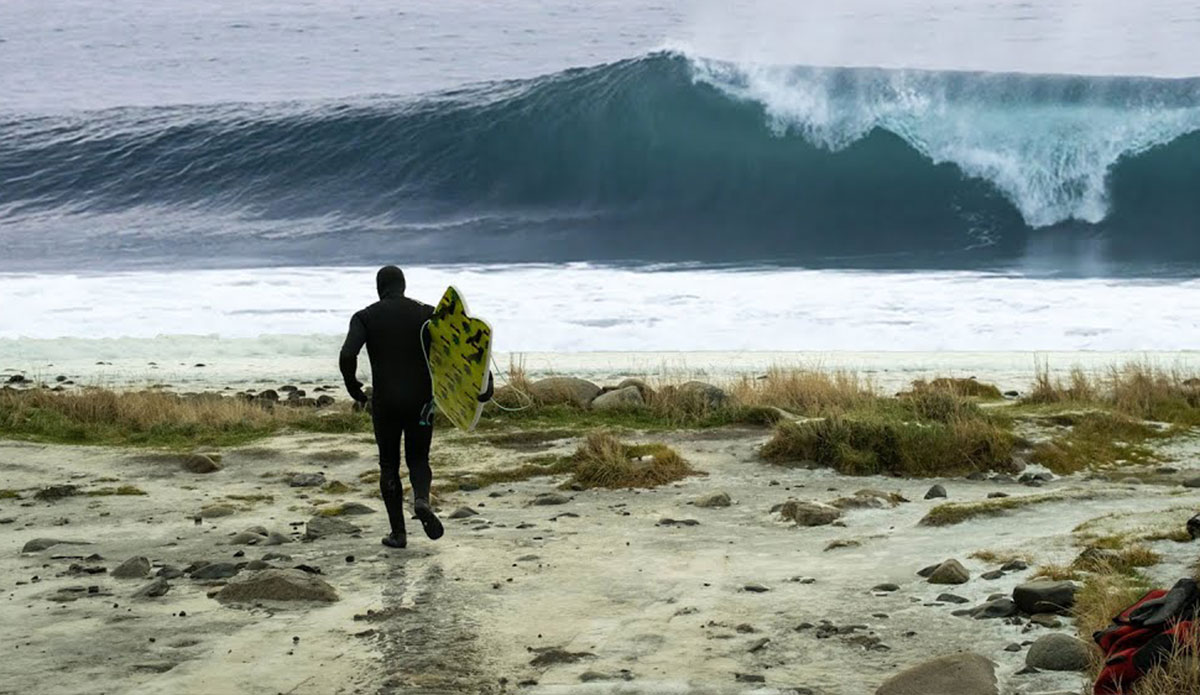 Ben Gravy surfing 7 Seas in 7 Days
