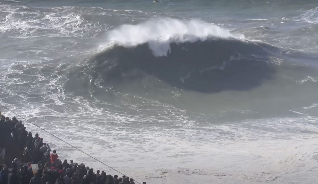 Big wave surfing at Nazaré