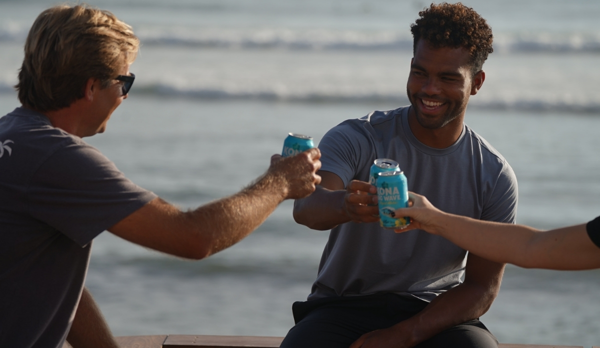 Kona Big Wave Aloha Bench with Hunter Jones at San Onofre