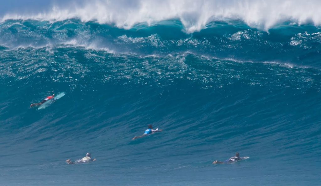 Jamie O'Brien surfing Pipeline