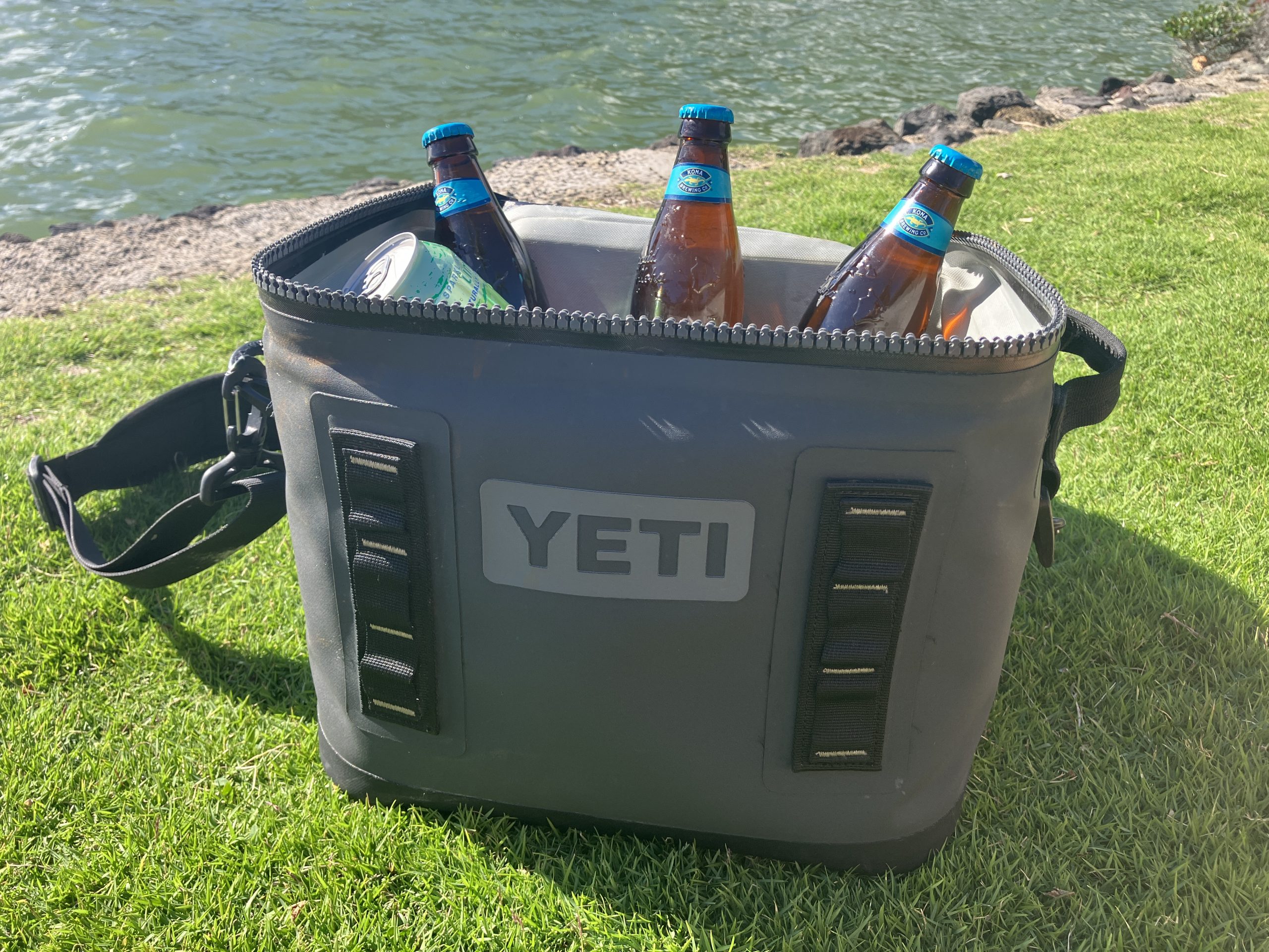 YETI Hopper Flip 12 cooler