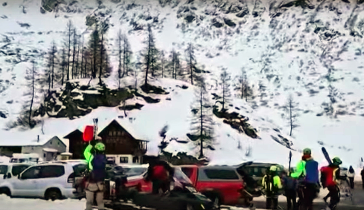 Two Hikers Killed by an Avalanche In the Italian Alps