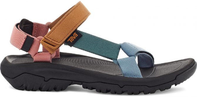 teva hiking sandals